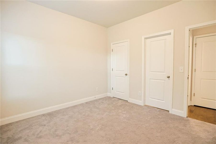 Spacious, unfurnished interior of a new home in , Auburn (Image 49).
