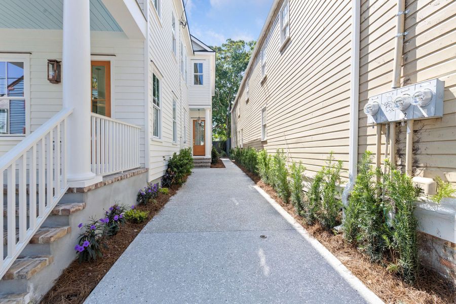 Image 43 of a home in . Image 43 of a home in .