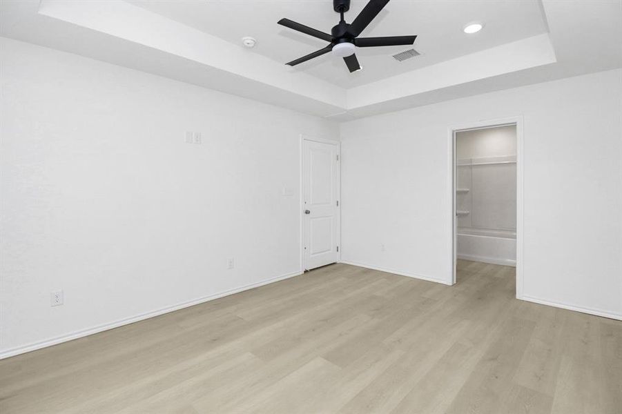 Spacious, unfurnished interior of a new home in , Coleman (Image 21).