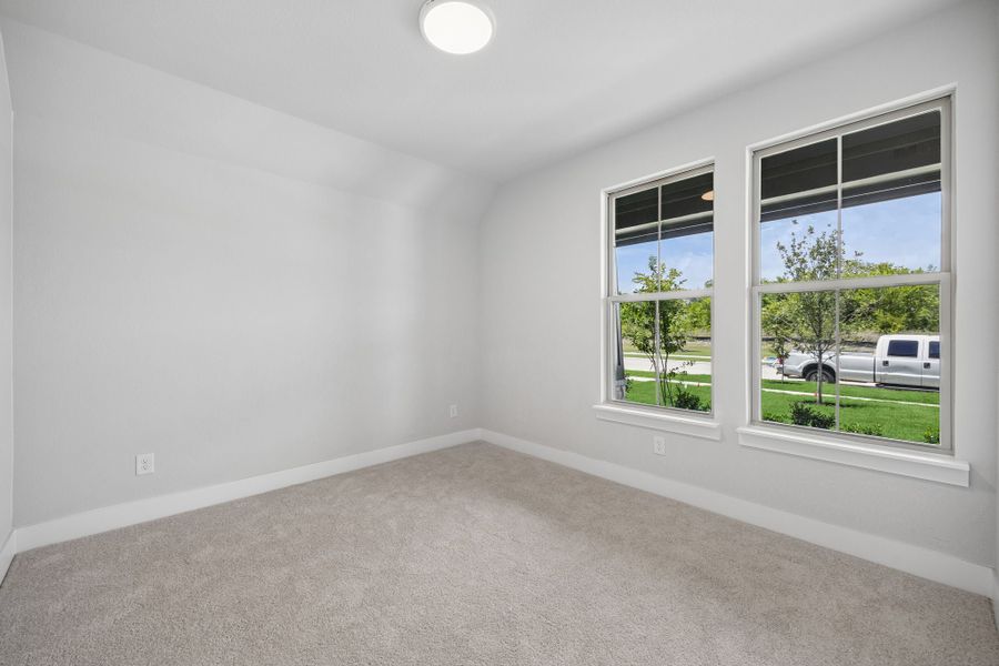 Spacious, unfurnished interior of a new home in Dove Hollow, Waxahachie (Image 24). Spacious, unfurnished interior of a new home in Dove Hollow, Waxahachie (Image 24).