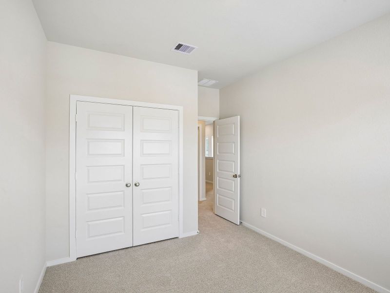 Spacious, unfurnished interior of a new home in Parkway Commons - City Series, Missouri City (Image 11). Spacious, unfurnished interior of a new home in Parkway Commons - City Series, Missouri City (Image 11).