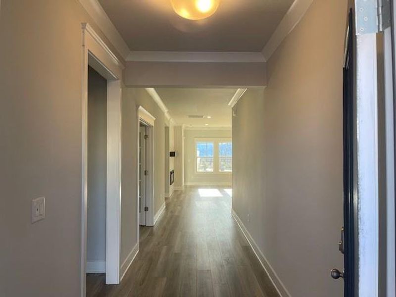 Spacious, unfurnished interior of a new home in Ponderosa Farms Estates, Gainesville (Image 16).