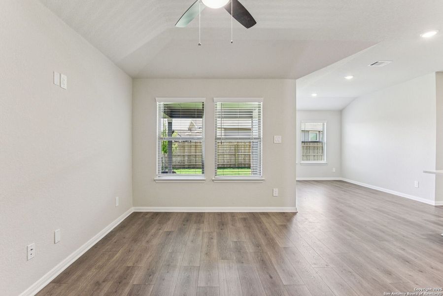 Spacious, unfurnished interior of a new home in Remington Ranch, San Antonio (Image 21).
