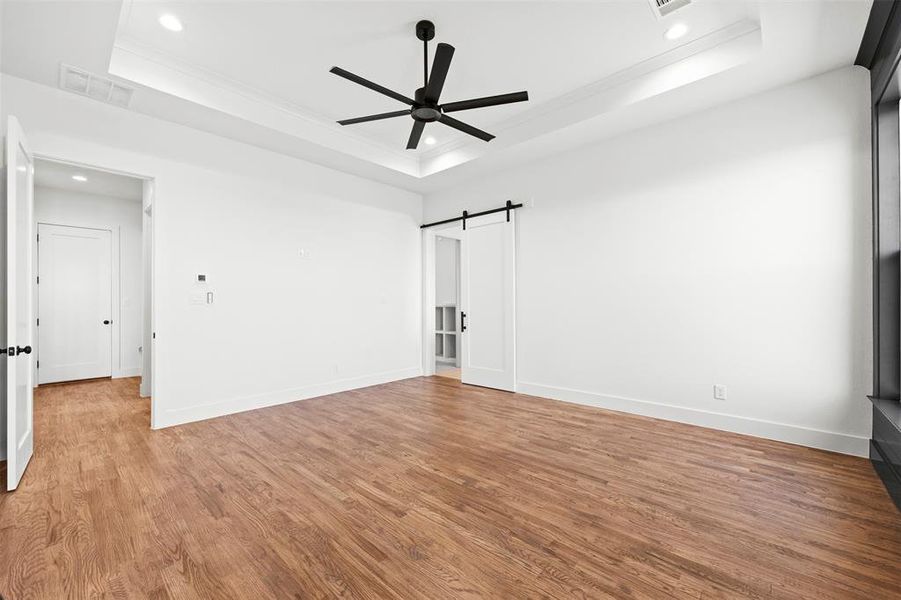 Spacious, unfurnished interior of a new home in , Maypearl (Image 37).