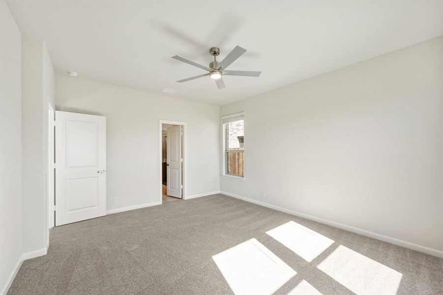 Spacious, unfurnished interior of a new home in Rolling Meadows, Lancaster (Image 18). Spacious, unfurnished interior of a new home in Rolling Meadows, Lancaster (Image 18).