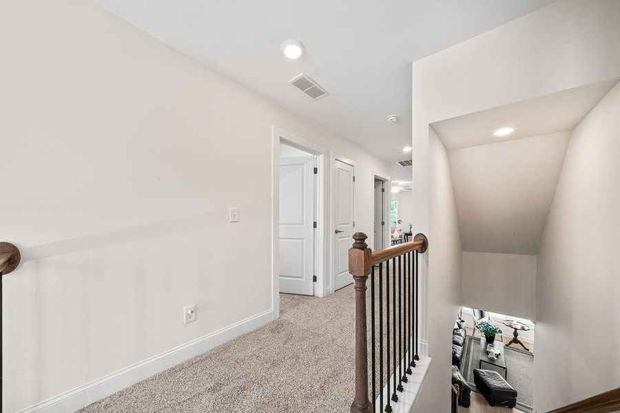 Spacious, unfurnished interior of a new home in , Dallas (Image 25).
