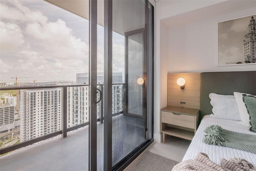 Exterior details and patio area of a home in , Miami (Image 23).