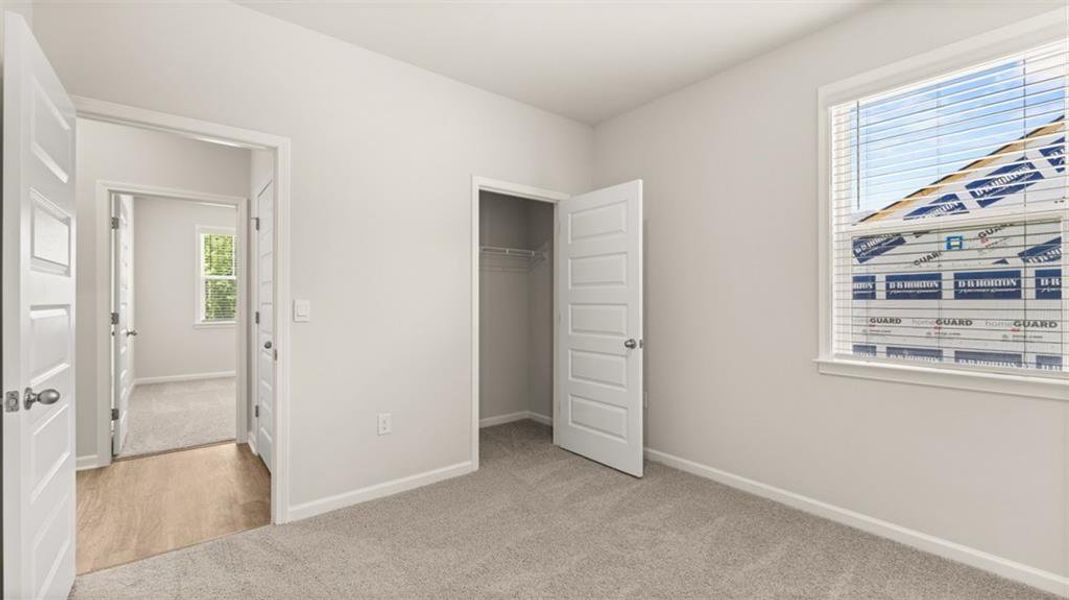 Spacious, unfurnished interior of a new home in Kingston Ranch at Lake Oconee, Buckhead (Image 27).