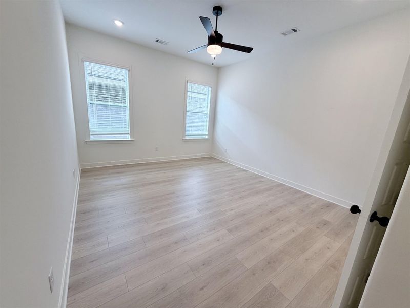 Spacious, unfurnished interior of a new home in Lockwood, Collierville (Image 17). Spacious, unfurnished interior of a new home in Lockwood, Collierville (Image 17).