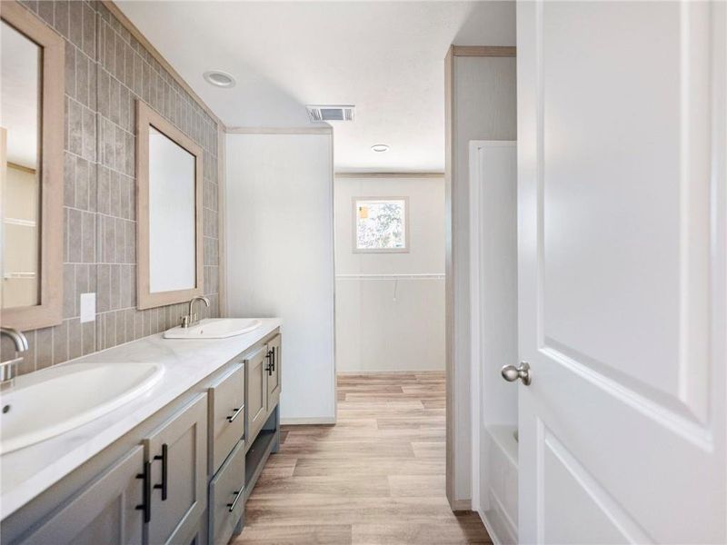 Furnished interior view inside a new home in , Gainesville (Image 8).