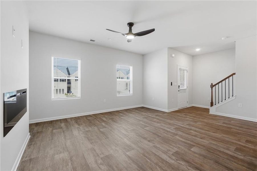 Spacious, unfurnished interior of a new home in Parkway James, Snellville (Image 16). Spacious, unfurnished interior of a new home in Parkway James, Snellville (Image 16).