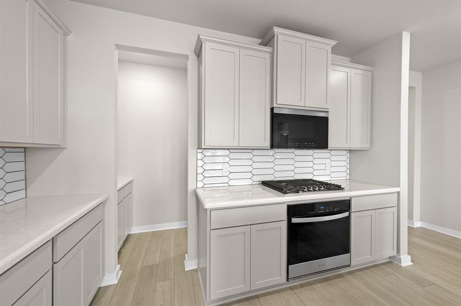 2401 Rams Horn- Kitchen-4