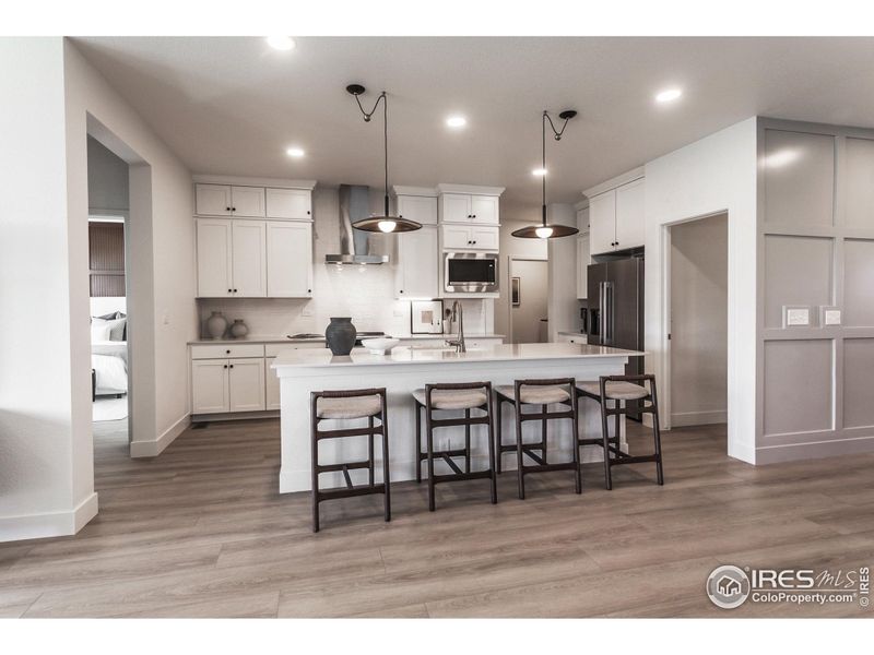 EXAMPLE PHOTO: KITCHEN W/ ISLAND EXAMPLE PHOTO: KITCHEN W/ ISLAND