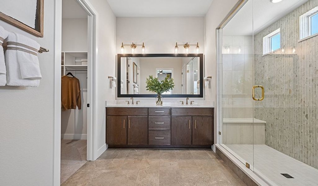 Darius-D786-Legacy Bathroom