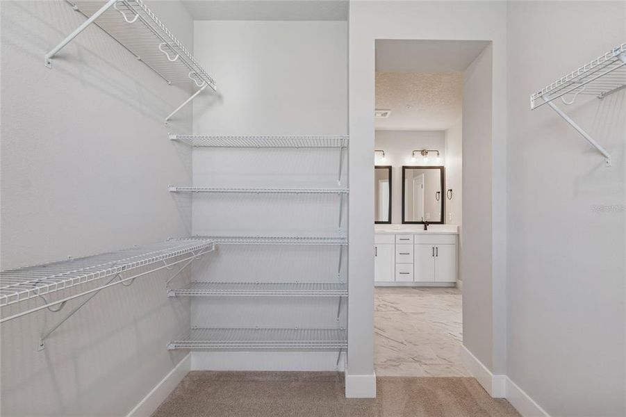 Spacious, unfurnished interior of a new home in Emerald Landing at Waterside at Lakewood Ranch – Towns, Sarasota (Image 29).