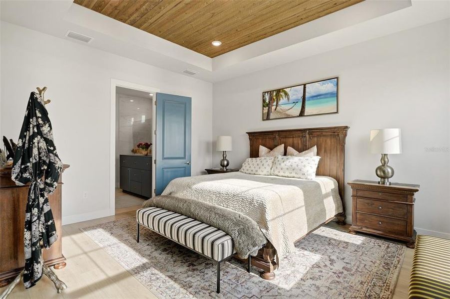 Furnished interior view inside a new home in Emerald Landing at Waterside at Lakewood Ranch – Lake Series, Sarasota (Image 59). Furnished interior view inside a new home in Emerald Landing at Waterside at Lakewood Ranch – Lake Series, Sarasota (Image 59).