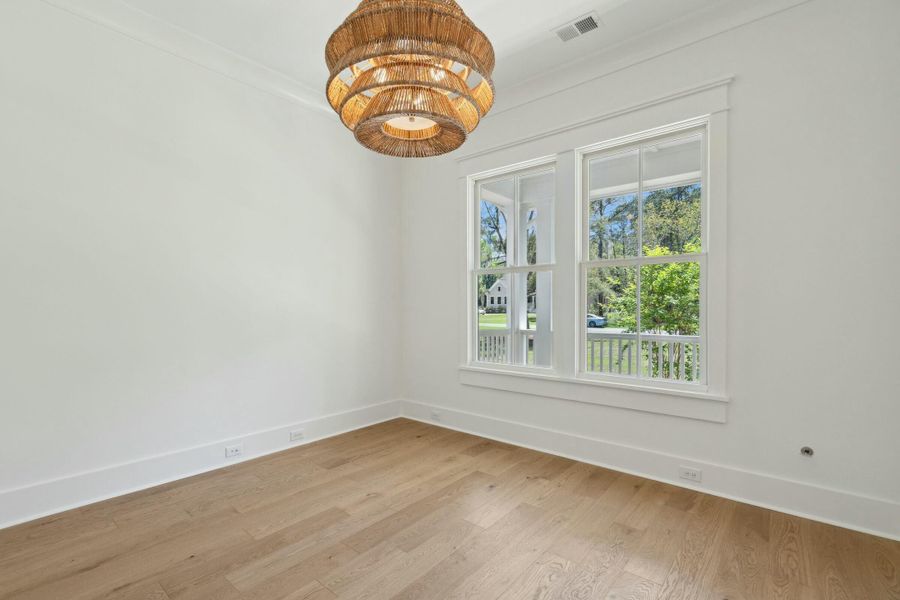 Image 71 of a home in .