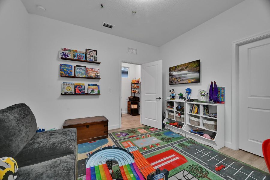 Furnished interior view inside a new home in Tradition - Cadence, Port St. Lucie (Image 10).