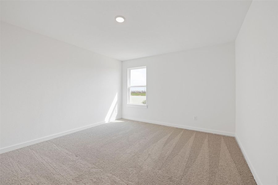 Spacious, unfurnished interior of a new home in Sunterra, Katy (Image 22). Spacious, unfurnished interior of a new home in Sunterra, Katy (Image 22).