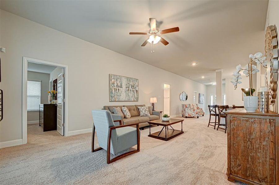 Furnished interior view inside a new home in Lago Mar, Texas City (Image 10).
