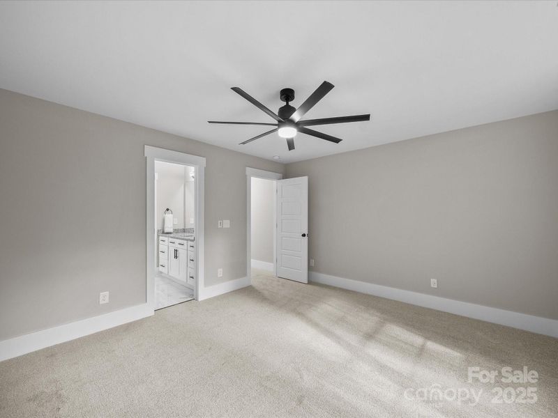 Spacious, unfurnished interior of a new home in , Charlotte (Image 26).