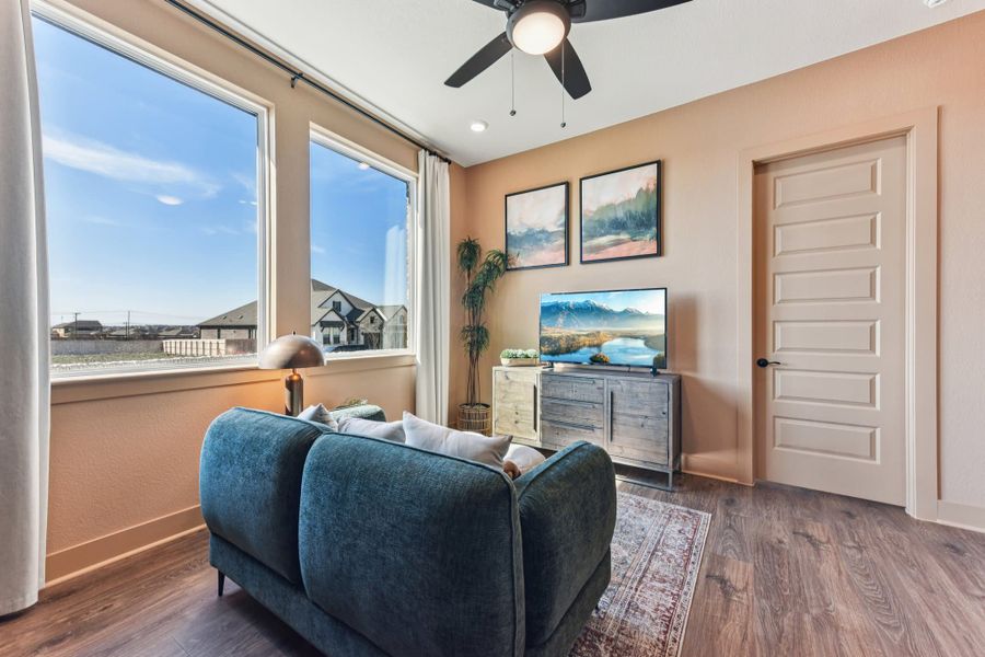 Furnished interior view inside a new home in The Grove at Blackhawk, Pflugerville (Image 56). Furnished interior view inside a new home in The Grove at Blackhawk, Pflugerville (Image 56).