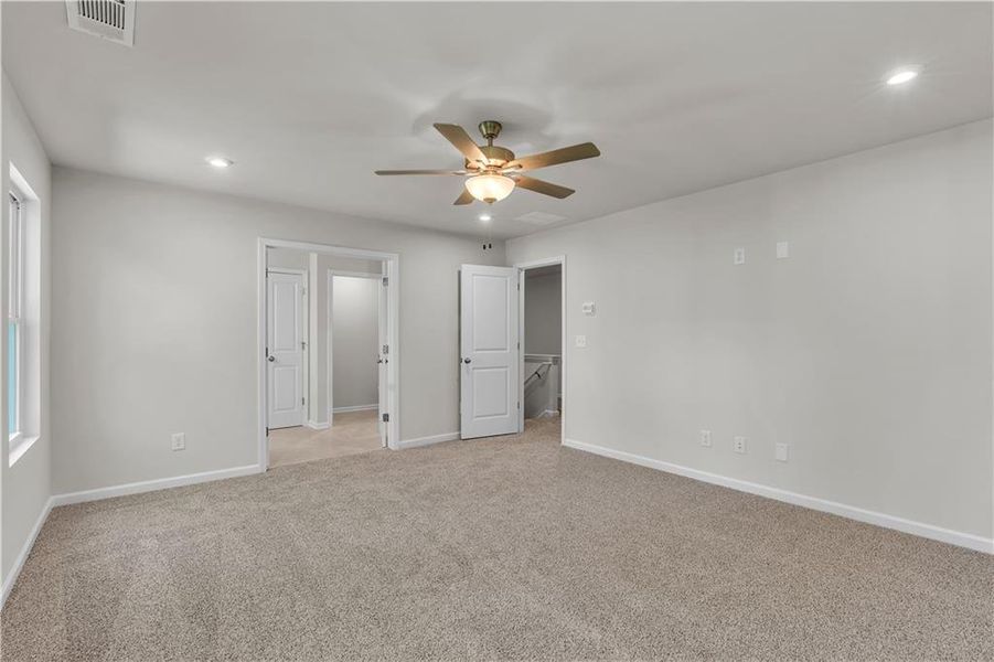Spacious, unfurnished interior of a new home in Sweetlake Grove, Mableton (Image 19).