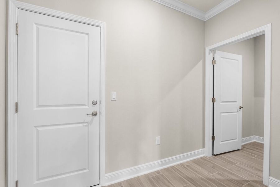 Spacious, unfurnished interior of a new home in Lake Merial, Panama City (Image 43). Spacious, unfurnished interior of a new home in Lake Merial, Panama City (Image 43).