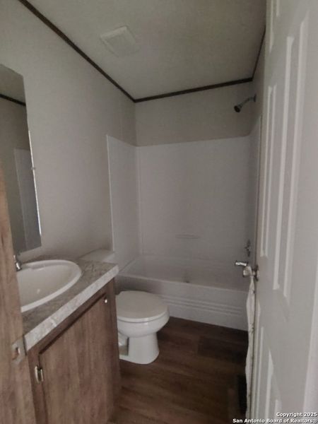 Image 13 of a home in .