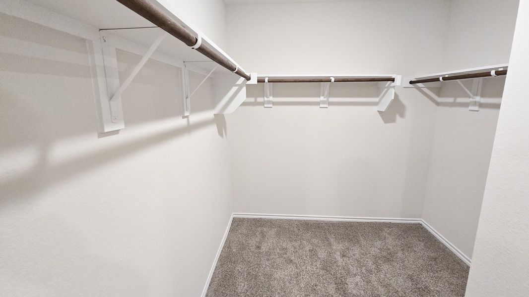 Spacious, unfurnished interior of a new home in Leonard Crossing, Leonard (Image 11).