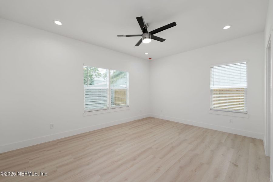 Spacious, unfurnished interior of a new home in , St. Augustine (Image 18).