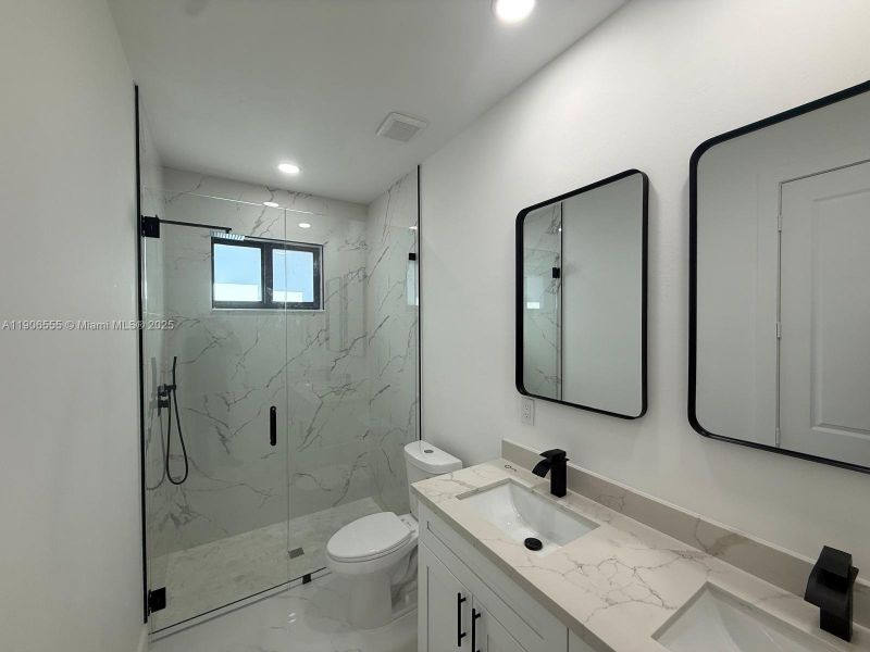 Furnished interior view inside a new home in , Lehigh Acres (Image 4).