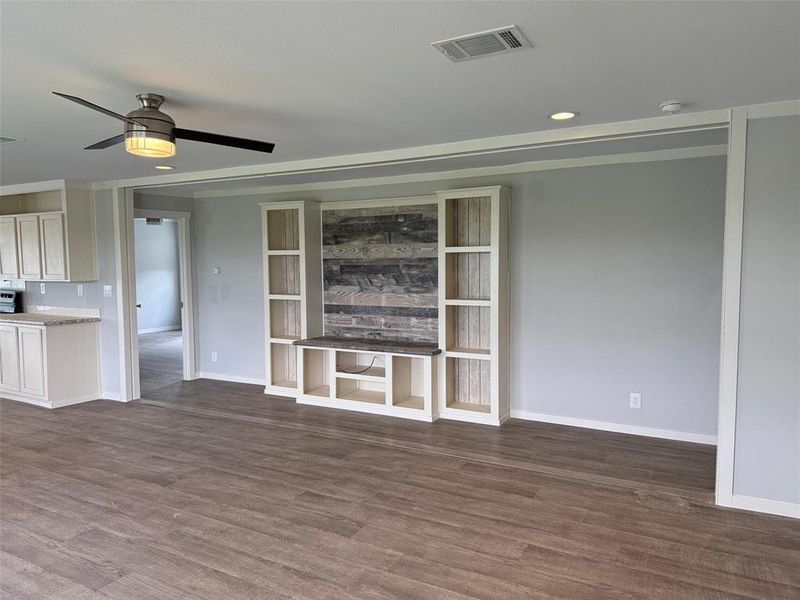 Image 17 of a home in .