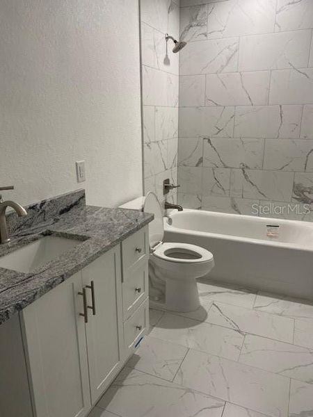 Furnished interior view inside a new home in , Gainesville (Image 5).