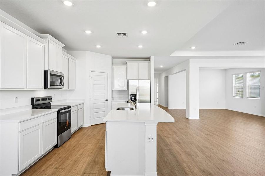 Furnished interior view inside a new home in , Lakeland (Image 3).