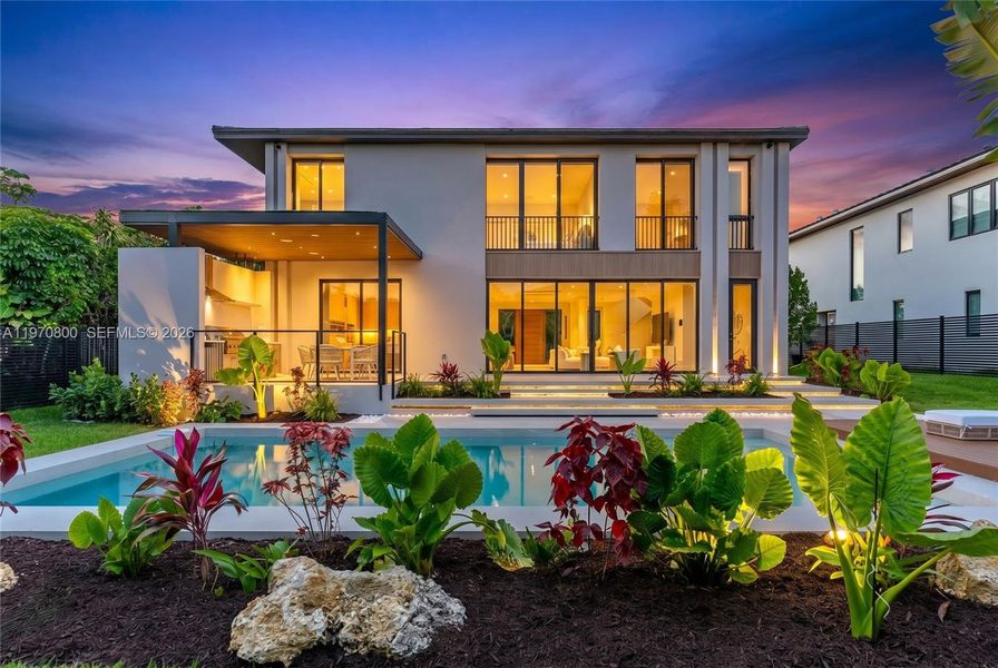 Exterior details and patio area of a home in , Miami (Image 35).