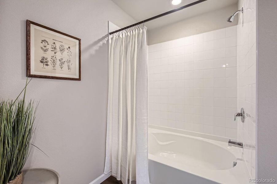 Image 30 of a home in Johnstown Village.