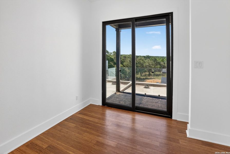 Spacious, unfurnished interior of a new home in , San Antonio (Image 45).