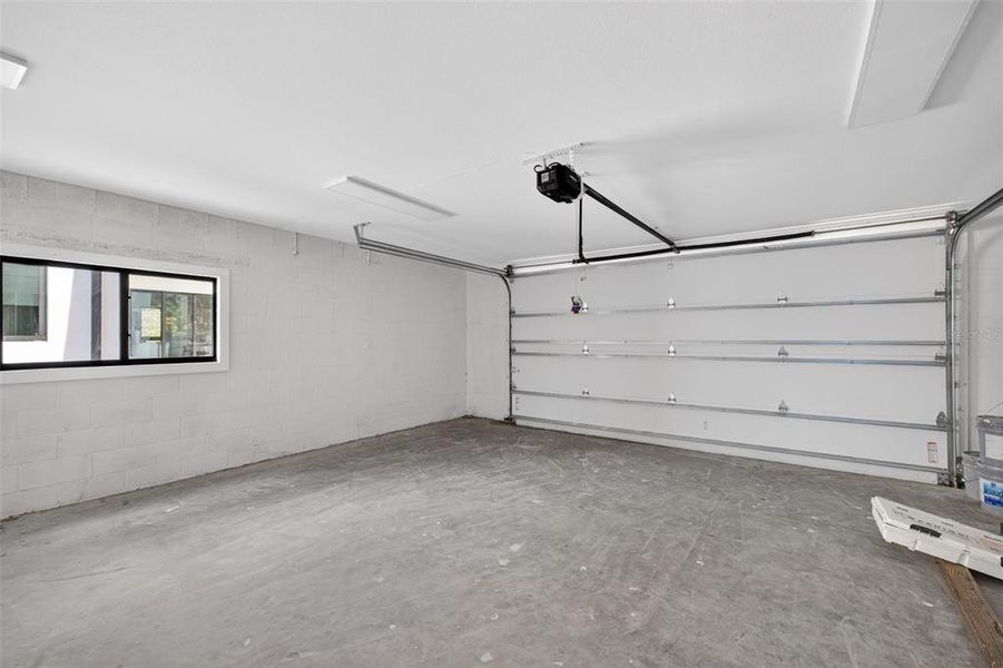 Spacious, unfurnished interior of a new home in , St. Petersburg (Image 19). Spacious, unfurnished interior of a new home in , St. Petersburg (Image 19).