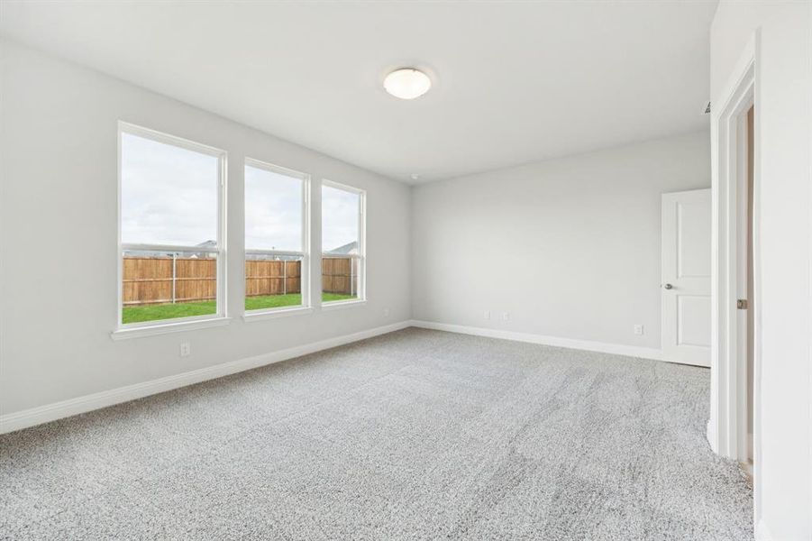 Spacious, unfurnished interior of a new home in Sicily, Princeton (Image 17).