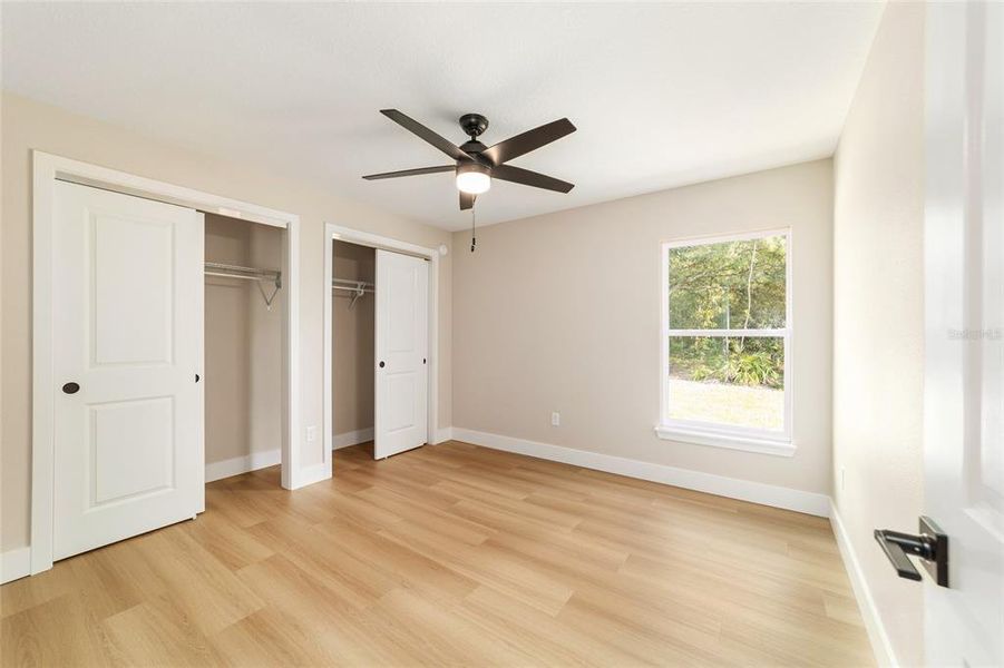 Spacious, unfurnished interior of a new home in , Ocala (Image 38).