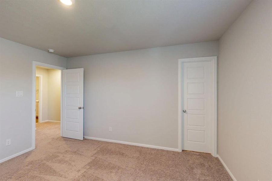 Spacious, unfurnished interior of a new home in Forest Park, Princeton (Image 31). Spacious, unfurnished interior of a new home in Forest Park, Princeton (Image 31).