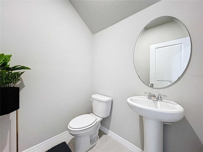 Furnished interior view inside a new home in , Wesley Chapel (Image 23).