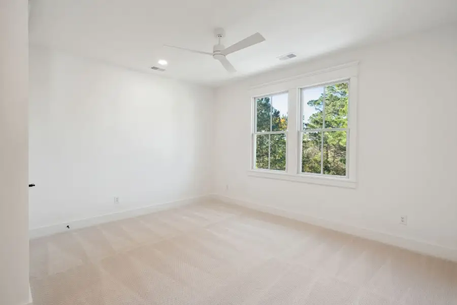 4br New Home in Hollywood, SC.  - Slide 35