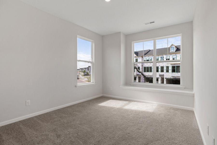 Spacious, unfurnished interior of a new home in Sweetbrier, Durham (Image 26).