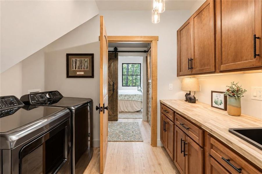 Furnished interior view inside a new home in , Ellijay (Image 6).