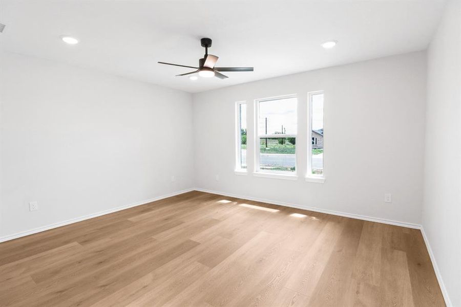 Spacious, unfurnished interior of a new home in , Coleman (Image 20).