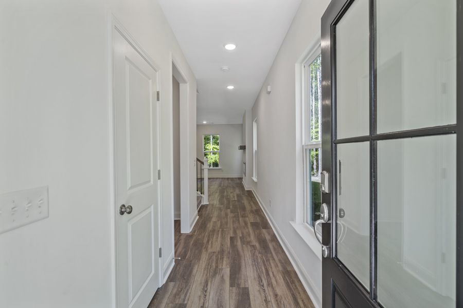 Spacious, unfurnished interior of a new home in Timothy Lakes, Ridgeville (Image 5).