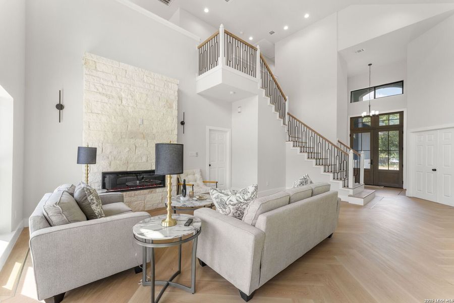 Furnished interior view inside a new home in , Selma (Image 41).