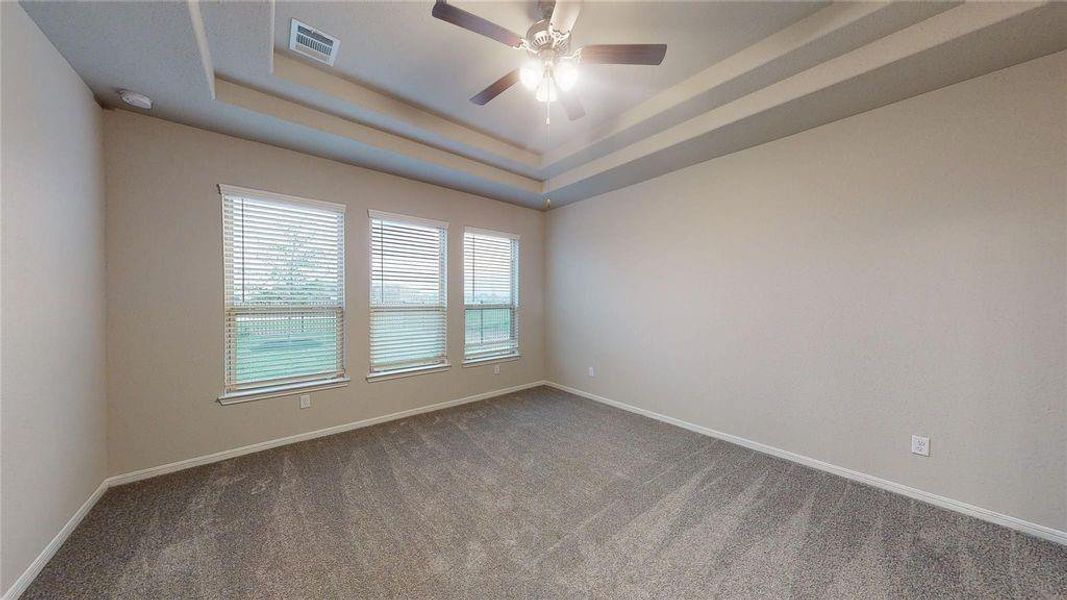 Spacious, unfurnished interior of a new home in River Ranch, Dayton (Image 23).